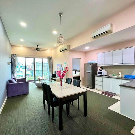 Capital O 90987 The Loft Residences Homestay @ Imago Shopping Mall 2 Kampong Sembulan Exteriér fotografie