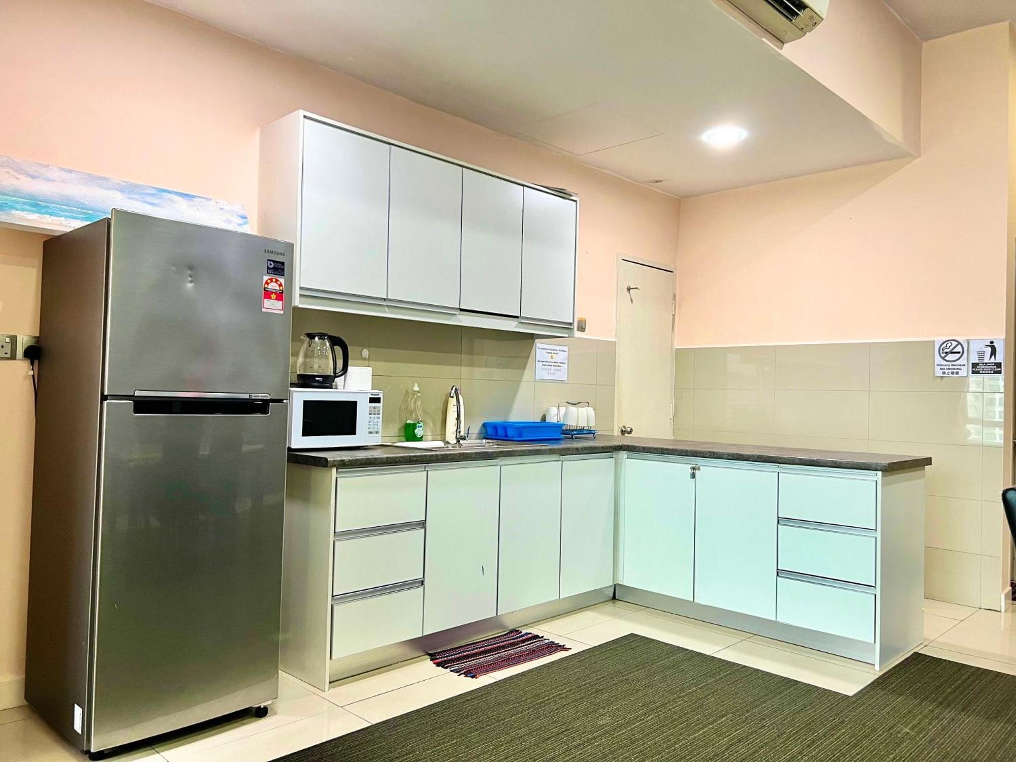 Capital O 90987 The Loft Residences Homestay @ Imago Shopping Mall 2 Kampong Sembulan Exteriér fotografie